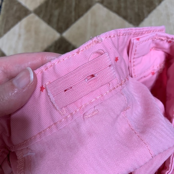 Girl’s GAP pink with stars shorts - Picture 4 of 6